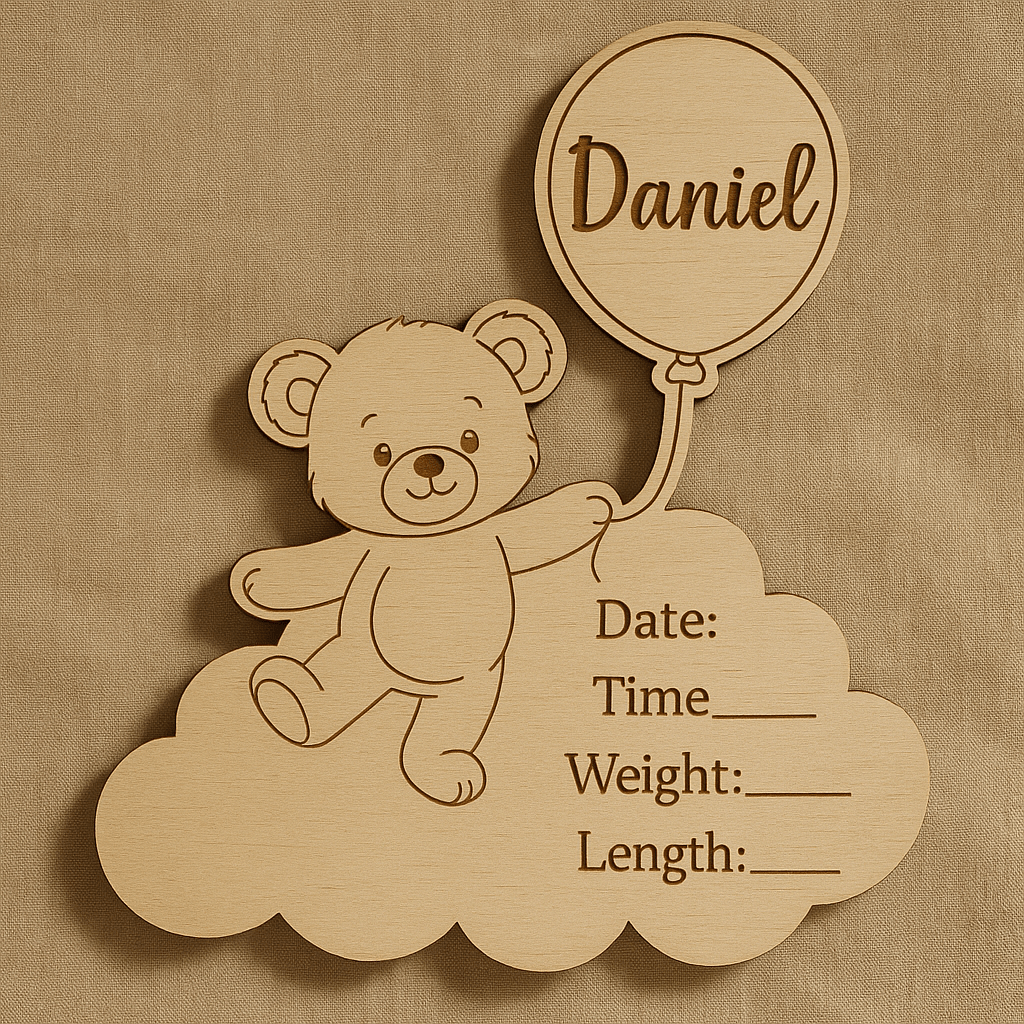 Wooden baby milestone disks – personalised announcement plaques with engraved or write-in details