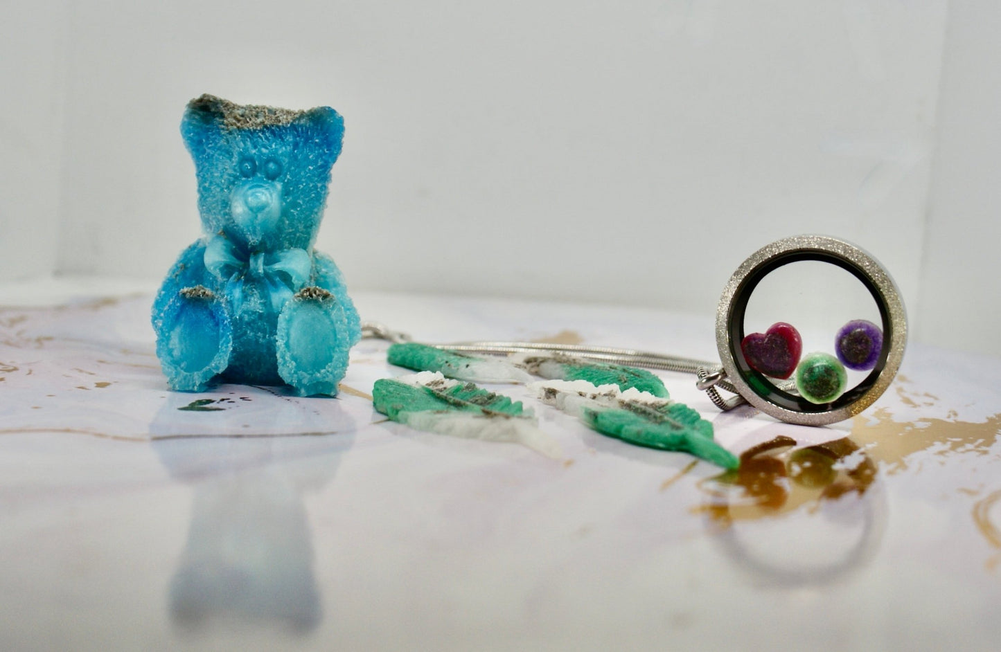 DNA keepsake locket – Lockets of Love with glass design for breastmilk, ashes, hair, or fur | Today Tomorrow & Always